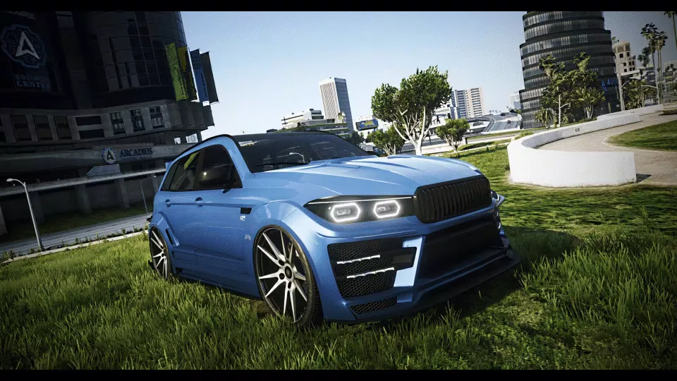 Discover 310+ Lore-Friendly Vehicles for FiveM - in-game screenshot 19